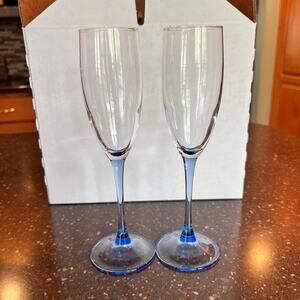 Vintage Blue Luminarc French Champagne Flutes